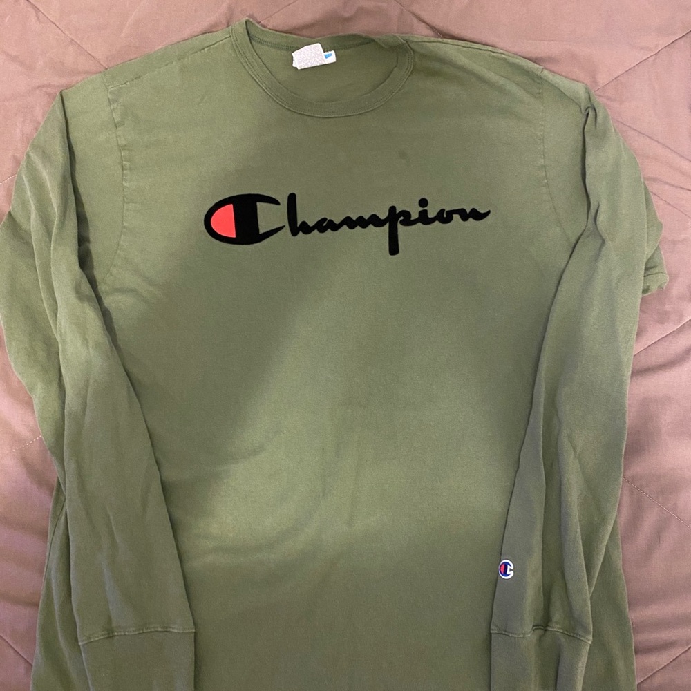 Champion long sleeve green t shirt